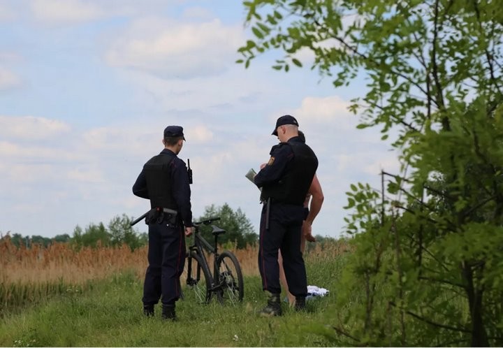 Эксперимент в Гомеле: милиция пересела на велосипеды