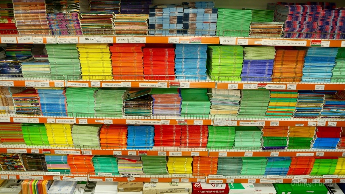 Самое время готовиться к школе! Три этажа школьных товаров в «Детском мире» на Советской в Бресте: канцелярия, рюкзаки, школьная форма и обувь