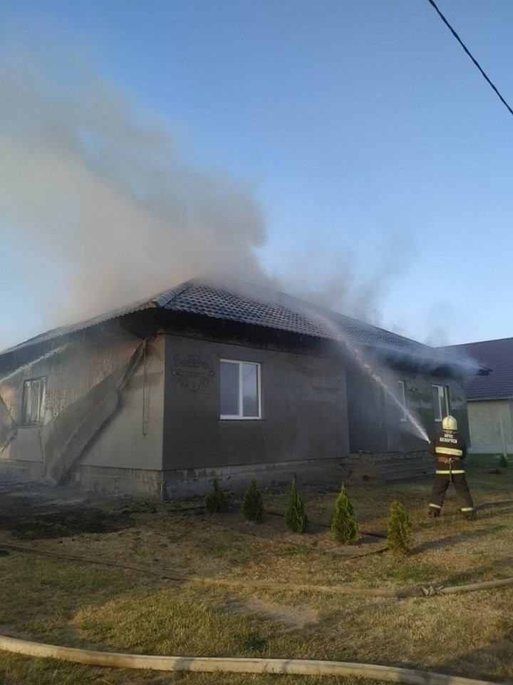 В Брестском районе горел жилой дом
