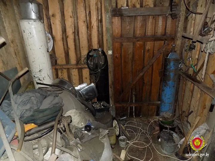 Сорвал замок, похитил имущество: в Малорите эксперты помогли найти злоумышленника по следу обуви