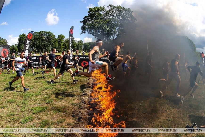 Гонки с препятствиями Bison Race в Бресте. Фото и видео