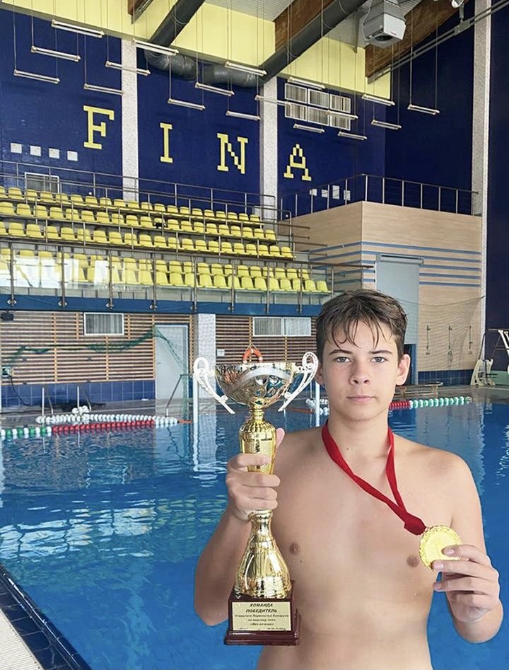 «Вижу, что он ничего не может сделать, тонет». Школьник рассказал, как спас пожилого мужчину в Брестской области