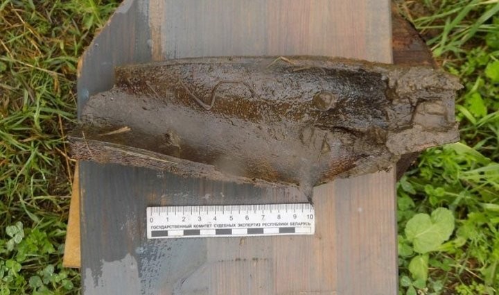 В Беларуси пенсионер пилил снаряд болгаркой – оторвало ногу