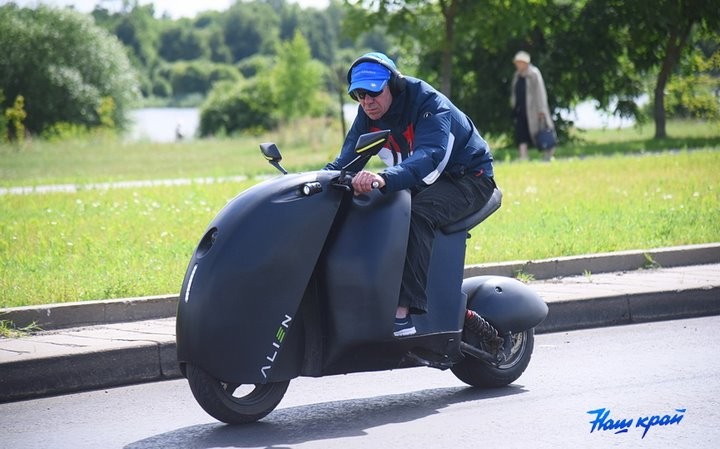 На дорогах Барановичей замечено редкое средство передвижения. Что это за средство передвижения?