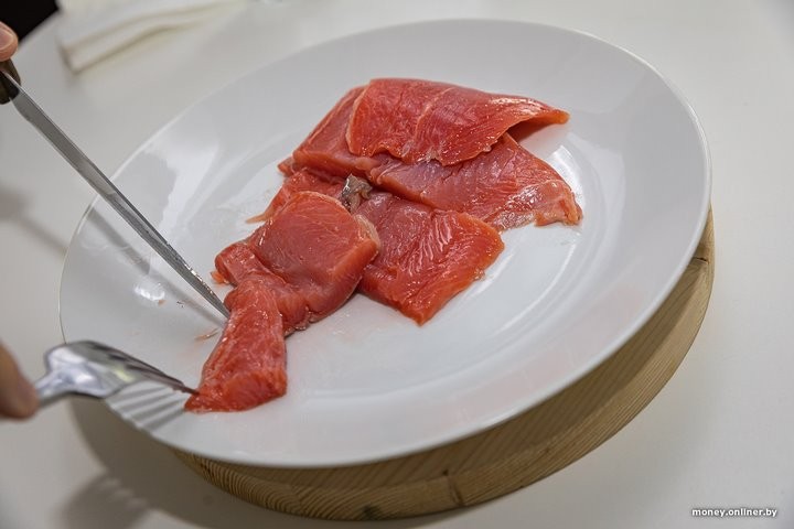 Продолжение истории с крашеной форелью: купили в магазине упаковку под брендом из новости