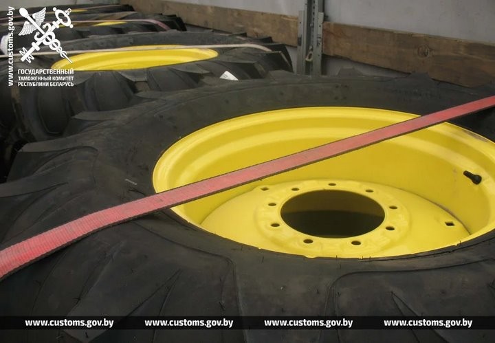 В Бресте таможенники выявили крупную партию товаров без документов