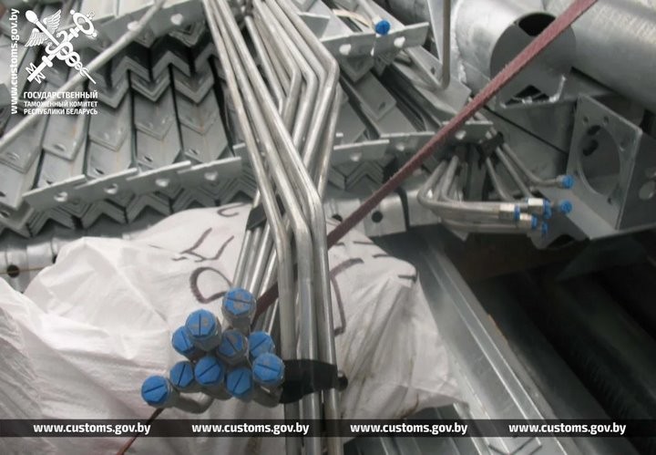 В Бресте таможенники выявили крупную партию товаров без документов