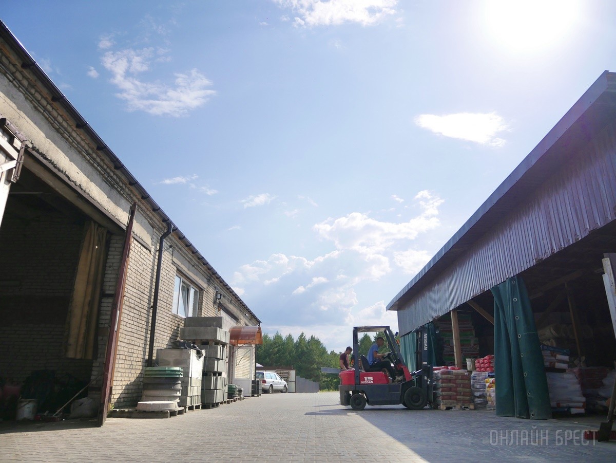 Большой магазин «Строй с нами» в Малорите – еще больше строительных товаров по выгодным ценам, собственная бригада, услуги манипулятора