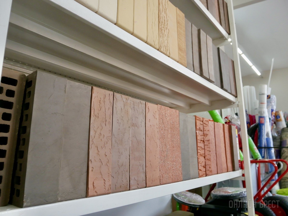 Большой магазин «Строй с нами» в Малорите – еще больше строительных товаров по выгодным ценам, собственная бригада, услуги манипулятора