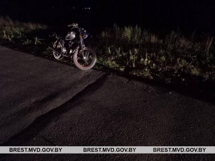 Бесправник на мотоцикле и пенсионерка. Смертельное ДТП произошло в Брестской области