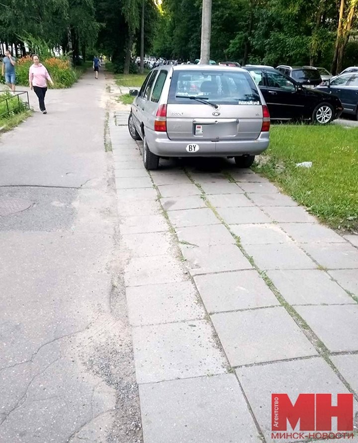 Машину белоруса трижды с одного и того же места увозил эвакуатор. Разбираемся, в чем дело