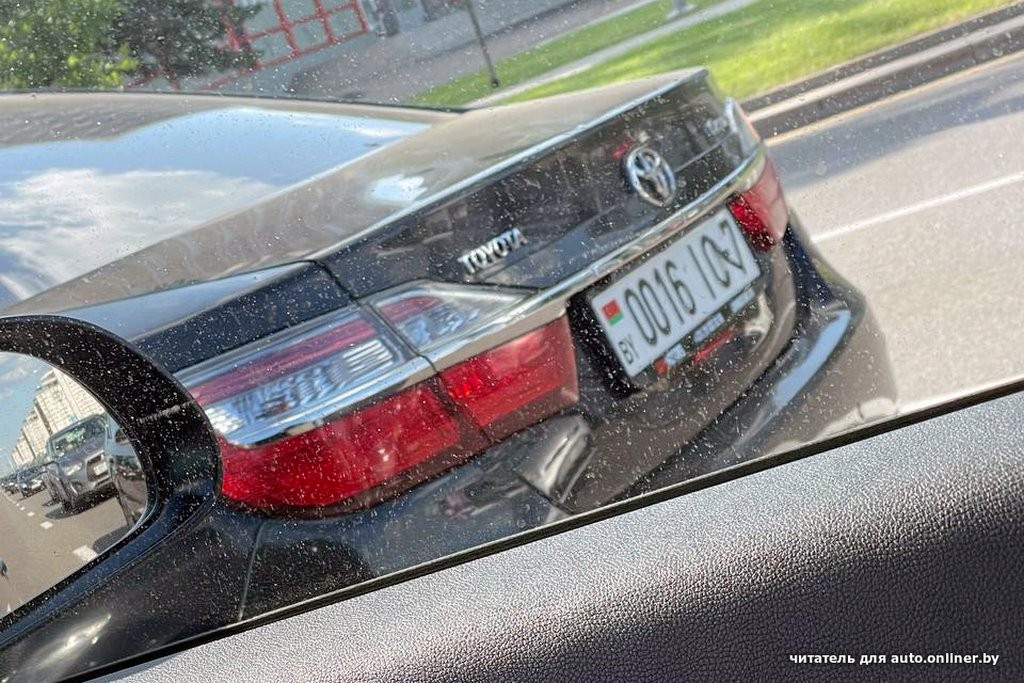 Заметите, что не так с этим номером?