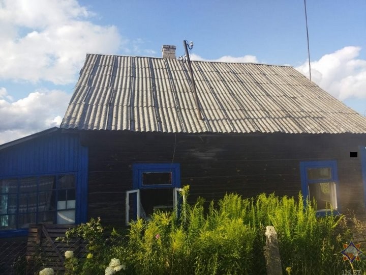 Мужчина вынес пожилого соседа из горящего дома в Ивацевичском районе