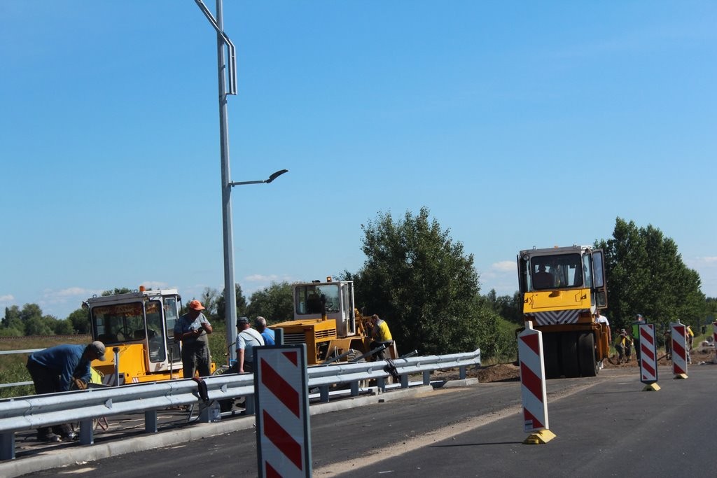 В Пинском районе открыто движение по новому мосту через Ясельду