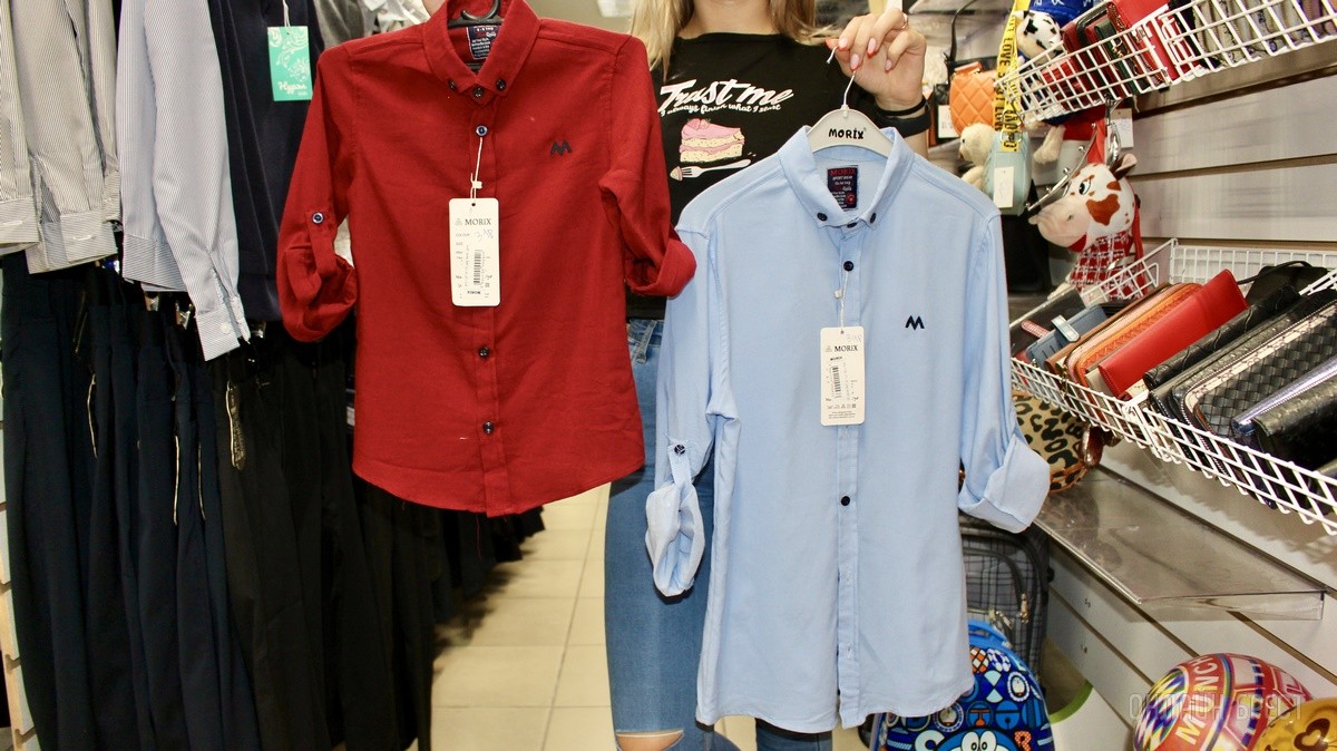 Что нового на просторах брестского магазина «Мегаполис»? Школьная форма, кроссовки, меняющие цвет на солнце, скидка 50% по красному ценнику