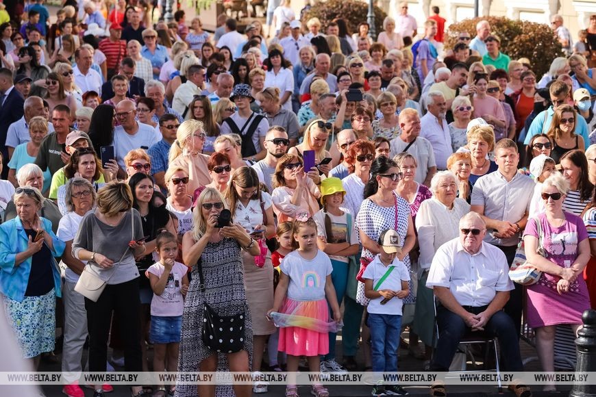 Концертом городского духового оркестра открылся праздник, посвященный Дню освобождения Бреста