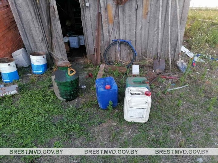 В Брестской области продолжают воровать «цветное» топливо. Новый случаи