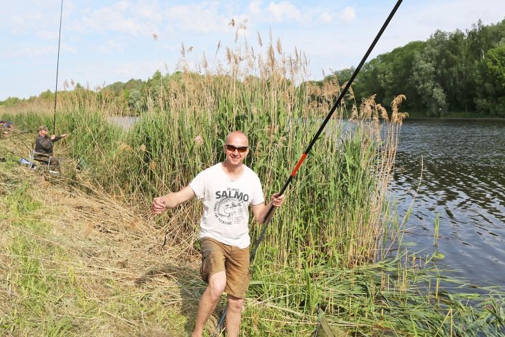 В Кобрине прошли рыболовные соревнования между предприятиями — лучшие рыбаки работают на хлебозаводе