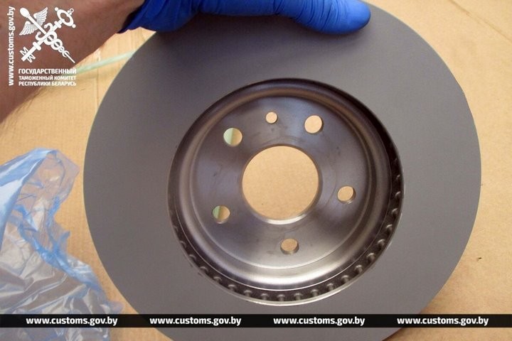 В Беларусь пытались незаконно ввезти тормозные диски из Польши
