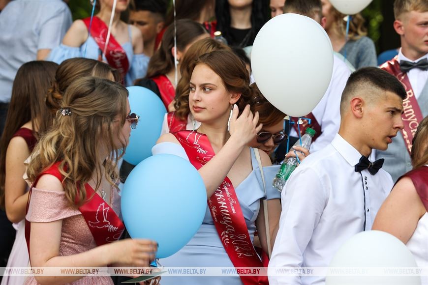 Праздник выпускников прошел в городе-спутнике Бреста