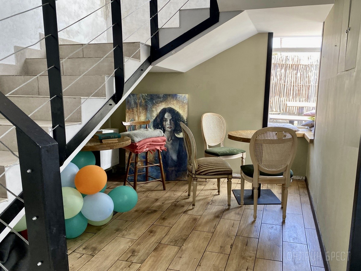 Невероятно вкусные фирменные вафли и кофе наивысшего качества. Двухэтажная кофейня «Таполі» по ул. 17 сентября приглашает брестчан в гости