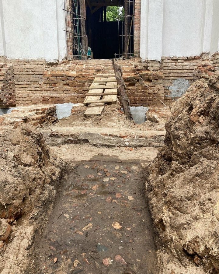 Брестская область. Какими находками удивляет Закозельская каплица и что с ней происходит сегодня?