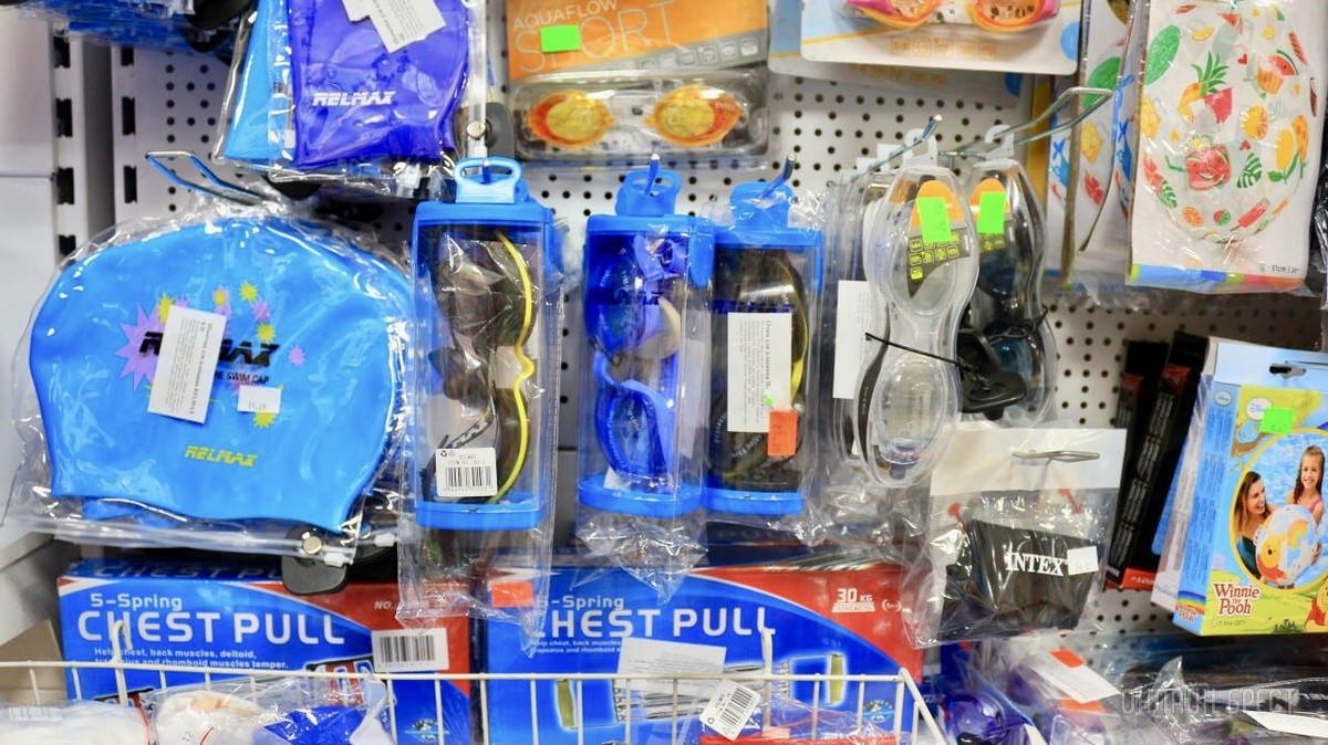 ТРИ ЭТАЖА ТОВАРОВ ДЛЯ ВСЕЙ СЕМЬИ! Детские игрушки и развлечения, канцтовары, женская, мужская, детская одежда и обувь в «Детском мире» на Советской