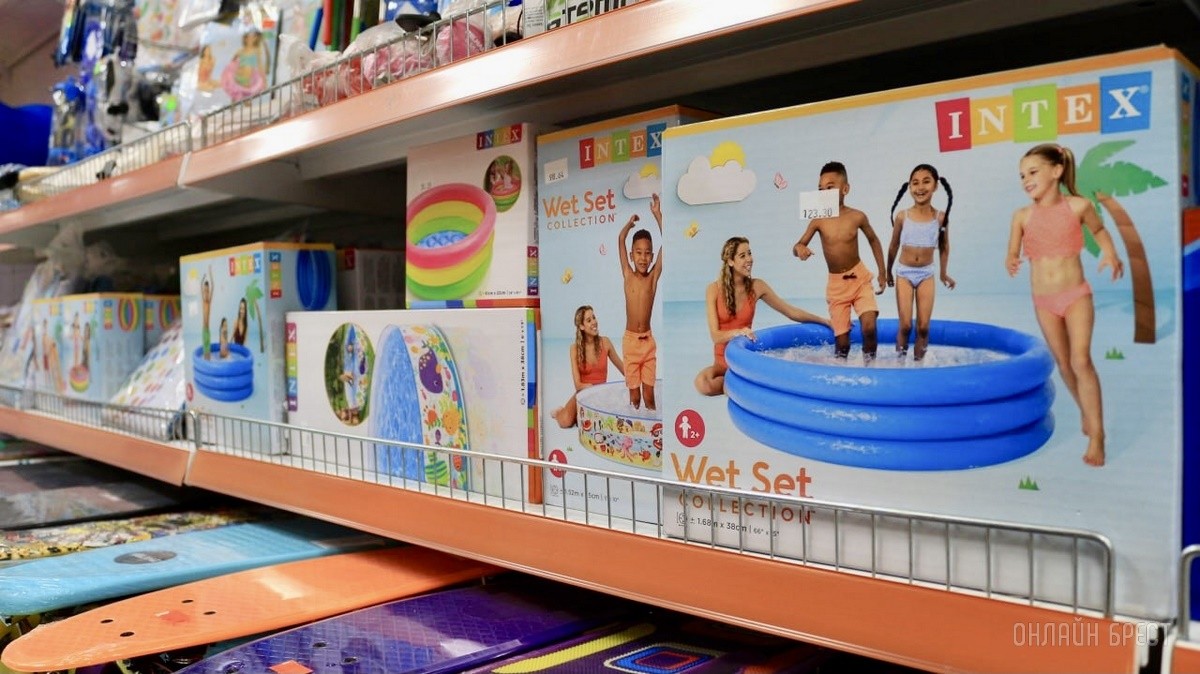 ТРИ ЭТАЖА ТОВАРОВ ДЛЯ ВСЕЙ СЕМЬИ! Детские игрушки и развлечения, канцтовары, женская, мужская, детская одежда и обувь в «Детском мире» на Советской