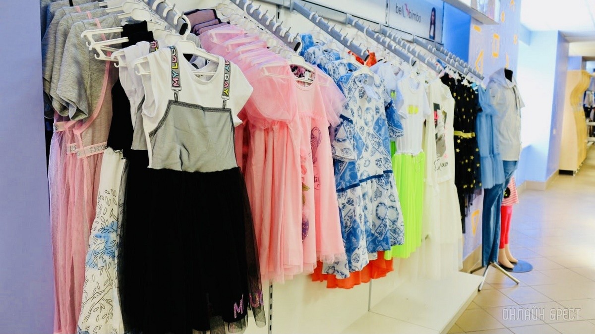 ТРИ ЭТАЖА ТОВАРОВ ДЛЯ ВСЕЙ СЕМЬИ! Детские игрушки и развлечения, канцтовары, женская, мужская, детская одежда и обувь в «Детском мире» на Советской