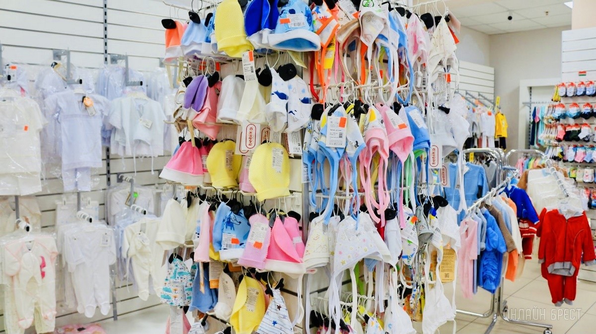 ТРИ ЭТАЖА ТОВАРОВ ДЛЯ ВСЕЙ СЕМЬИ! Детские игрушки и развлечения, канцтовары, женская, мужская, детская одежда и обувь в «Детском мире» на Советской