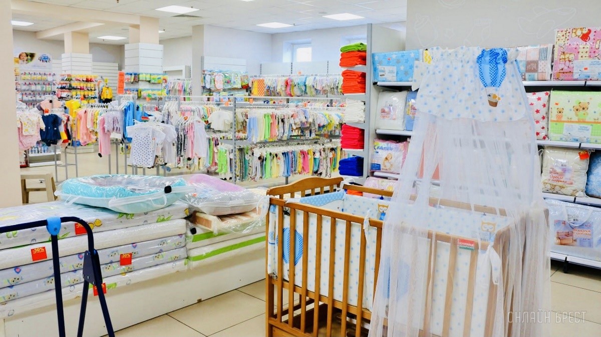 ТРИ ЭТАЖА ТОВАРОВ ДЛЯ ВСЕЙ СЕМЬИ! Детские игрушки и развлечения, канцтовары, женская, мужская, детская одежда и обувь в «Детском мире» на Советской