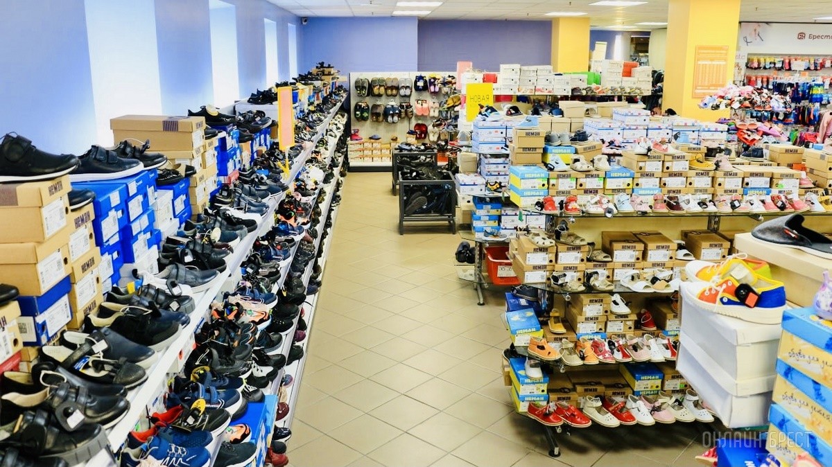 ТРИ ЭТАЖА ТОВАРОВ ДЛЯ ВСЕЙ СЕМЬИ! Детские игрушки и развлечения, канцтовары, женская, мужская, детская одежда и обувь в «Детском мире» на Советской