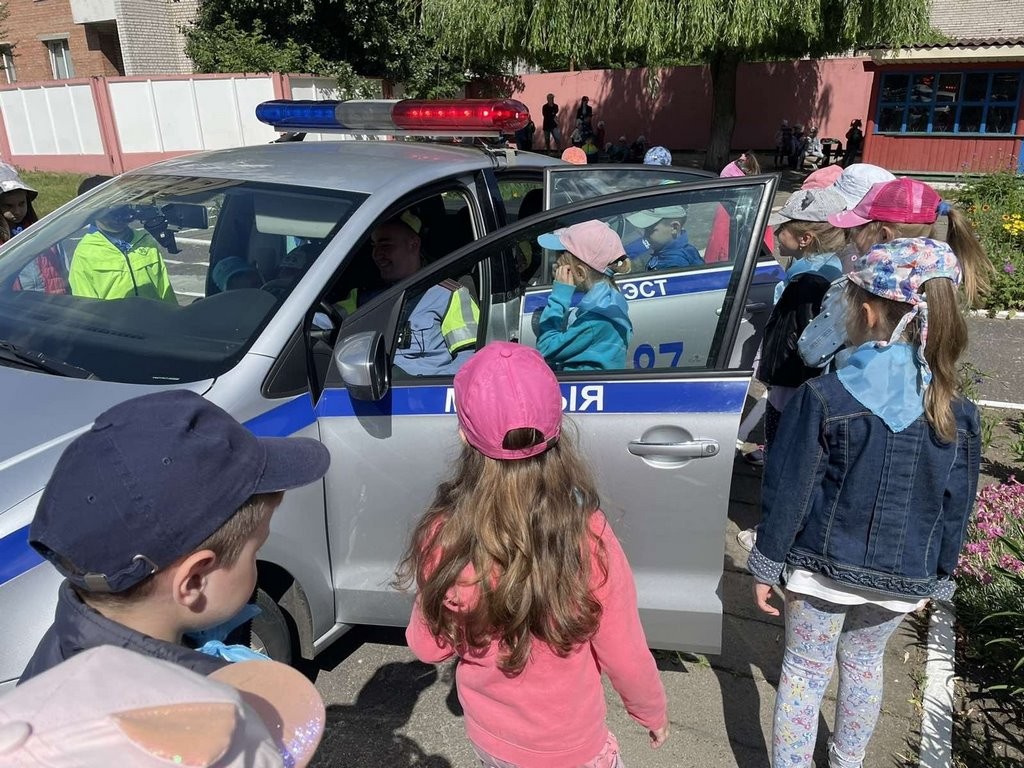 Сотрудники ГАИ посетили детский сад №32 г. Бреста