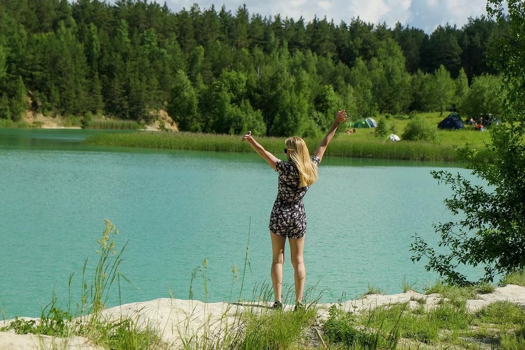 Отдых на белорусских Мальдивах — чем сейчас привлекают меловые карьеры