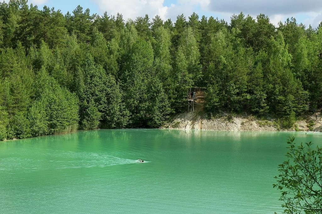 Отдых на белорусских Мальдивах — чем сейчас привлекают меловые карьеры