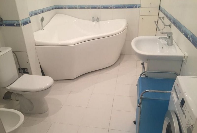 В Минске за «двушку в центре» просят всего $30 тысяч, посмотреть на нее нельзя, зато есть мутная схема перевода