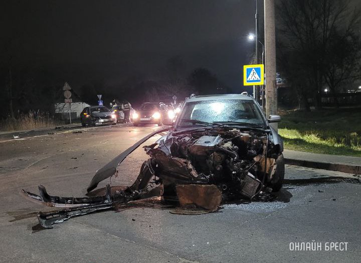 Пьяный водитель устроил серьёзное ДТП в Бресте