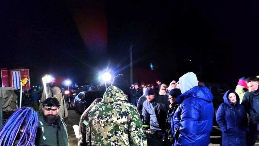 Подтянули всех, включая водолазов и кинологов. Как волонтеры искали малышек в Пуховичском районе