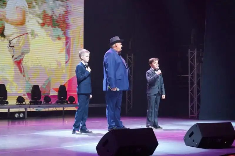 В Бресте вручили орден Матери женщинам, родившим и воспитавшим пятерых и более детей