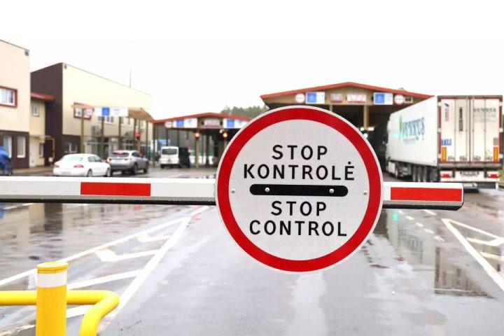 В Беларуси подорожала регистрация в очереди на границе — на сколько