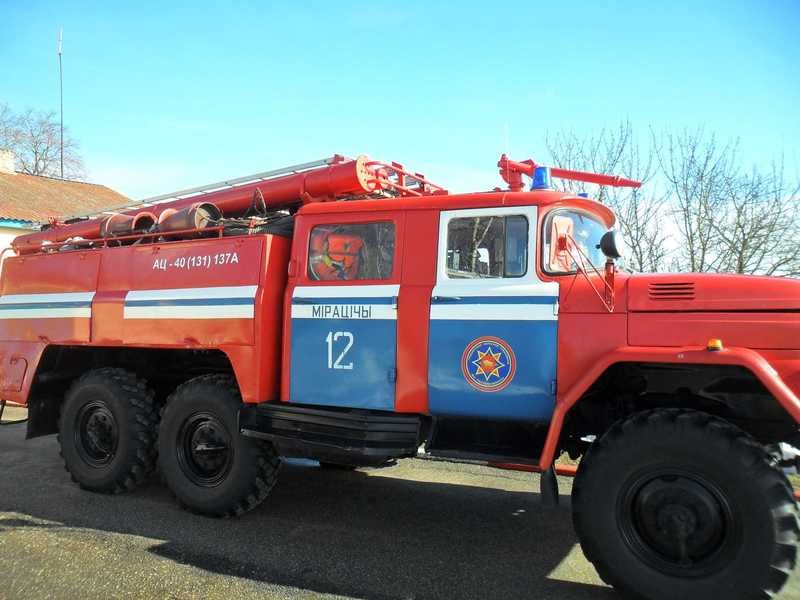 МЧС распродает десятки пожарных машин. Что и почем отдают?