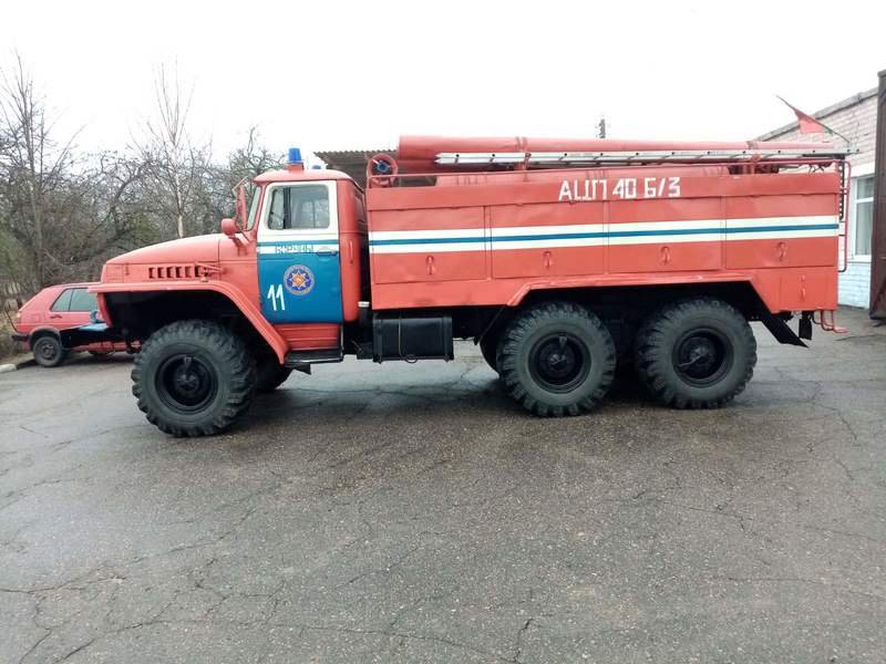 МЧС распродает десятки пожарных машин. Что и почем отдают?