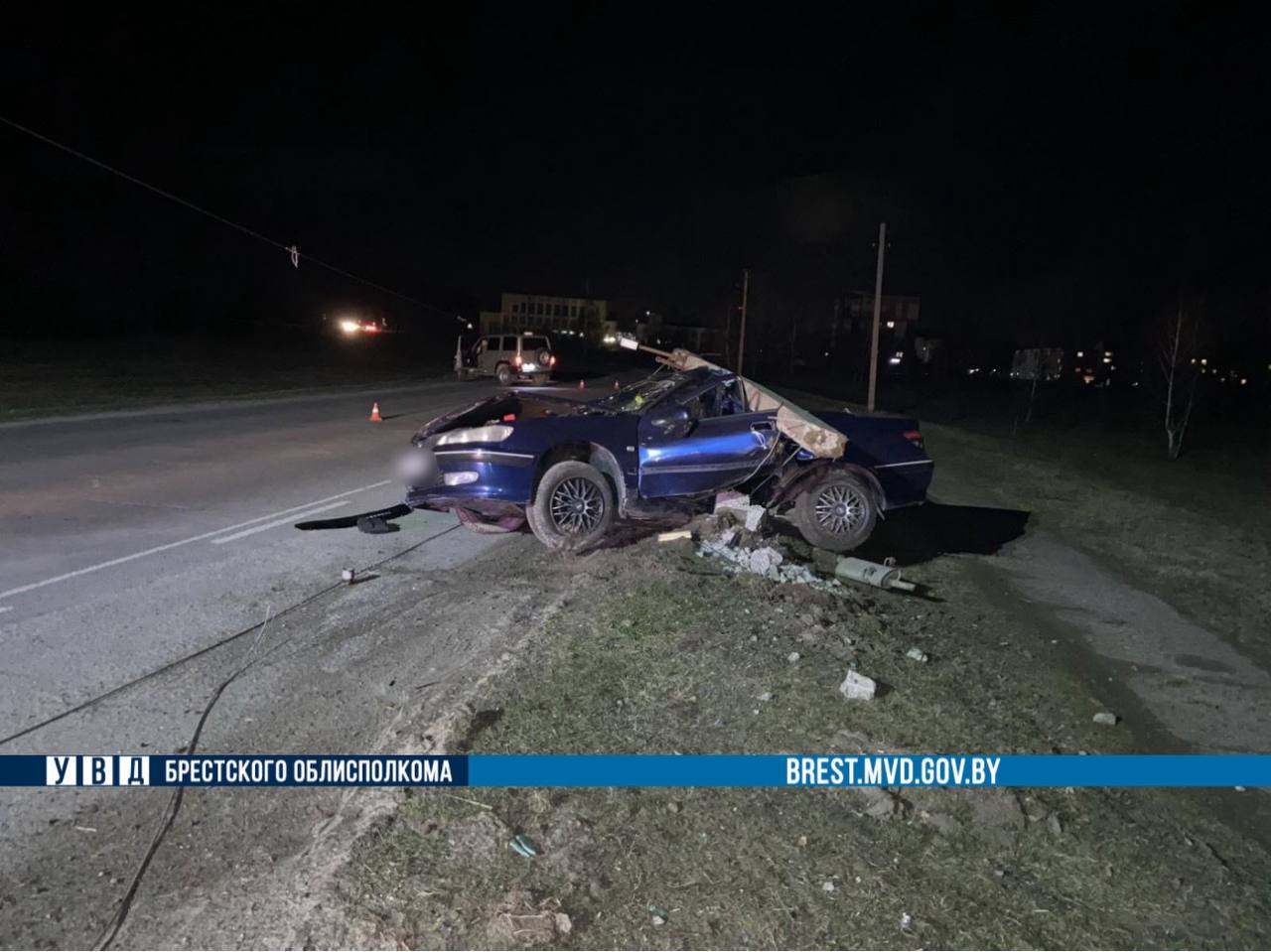 В Жабинке пьяный водитель врезался в столб