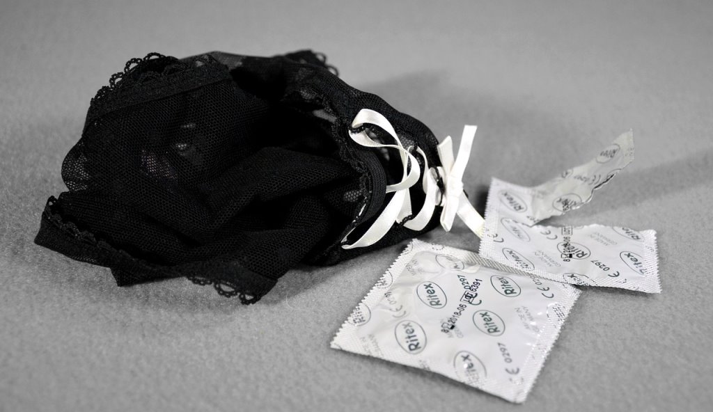 Какие существуют методы контрацепции и какой из них самый надежный?