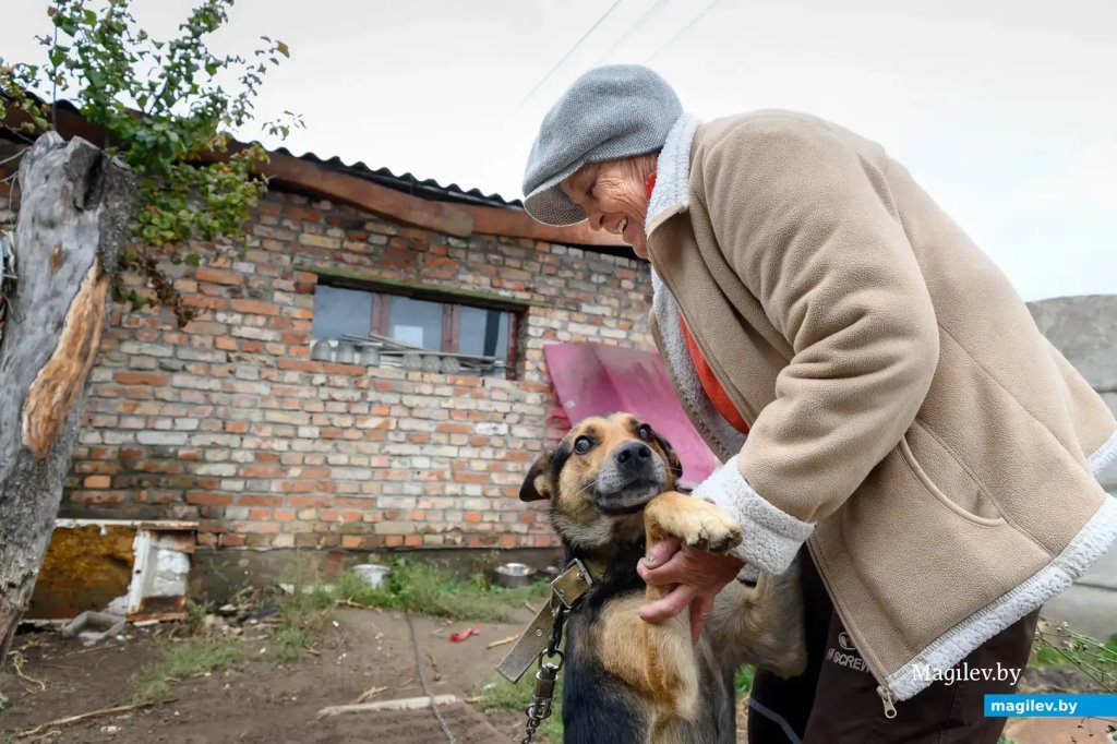 Как 75-летняя белоруска пережила клиническую смерть, потеряла дом при пожаре, ослепла, но сохранила оптимизм