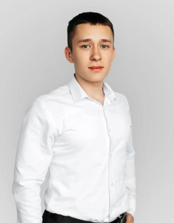 Выпускник из Кобрина Андрей Литвинович первым в Брестской области набрал 300 баллов по трем предметам ЦТ и ЦЭ