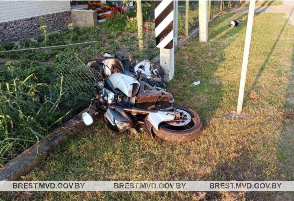 В Кобрине в ДТП пострадал мотоциклист