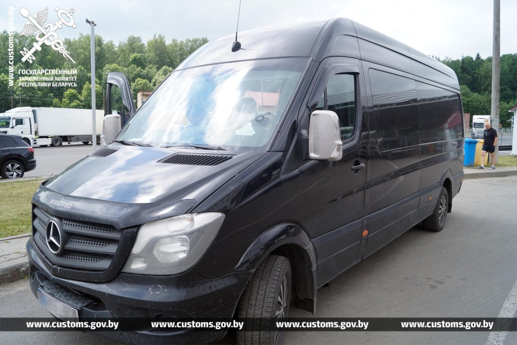 В Беларусь хотели незаконно ввезти 500 компьютерных процессоров