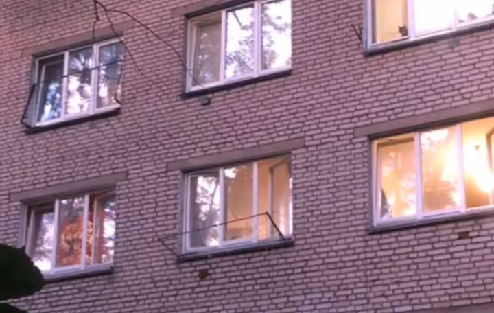 В Минске 2-летний ребенок выпал из окна. Установлены подробности инцидента