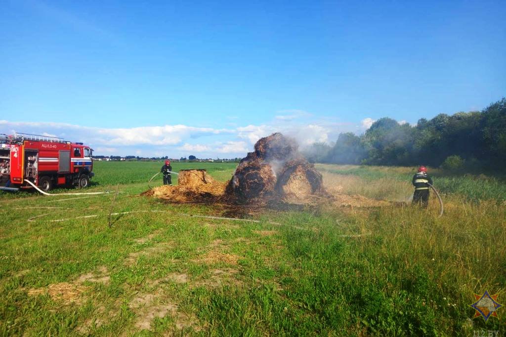В Бресте горела солома